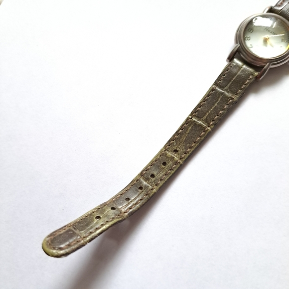 Nexus vintage gold and brown leather band - Picture 4 of 7